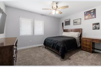 1621 Barthelone Street, Crest Hill, IL 60403 - Photo 12