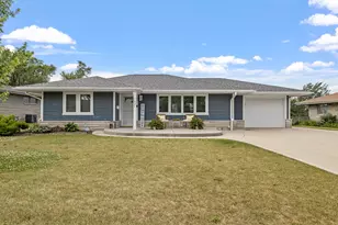1621 Barthelone St, Crest Hill, IL 60403 - Photo 1