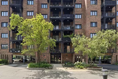 9331 Landings Lane #305, Des Plaines, IL 60016 - Photo 1