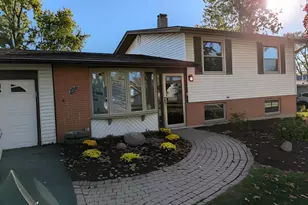 9407 Elm Ave, Mokena, IL 60448 - Photo 1