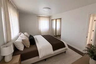 2010 Carleton Rd, Hoffman Estates, IL 60169 - Photo 6