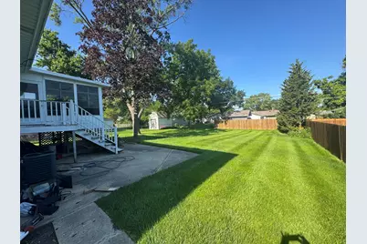 2010 Carleton Road, Hoffman Estates, IL 60169 - Photo 22