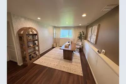 2010 Carleton Road, Hoffman Estates, IL 60169 - Photo 14