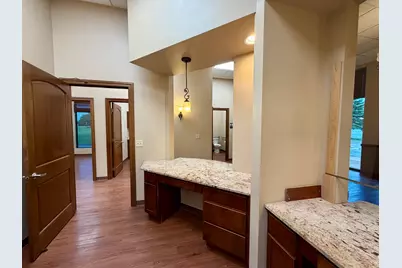 2127 Midlands Drive #204, Sycamore, IL 60178 - Photo 16