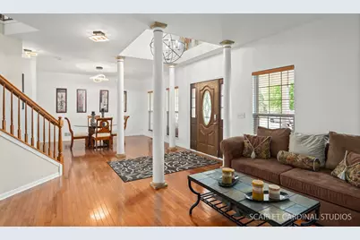 287 Walsh Circle, Yorkville, IL 60560 - Photo 2