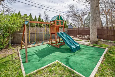 8911 Pine Avenue, Wonder Lake, IL 60097 - Photo 24