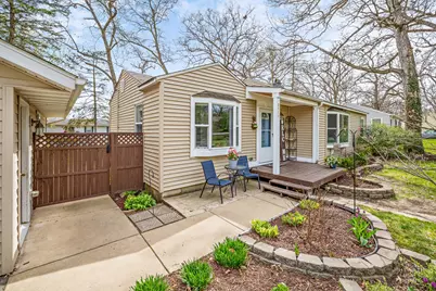 8911 Pine Avenue, Wonder Lake, IL 60097 - Photo 2