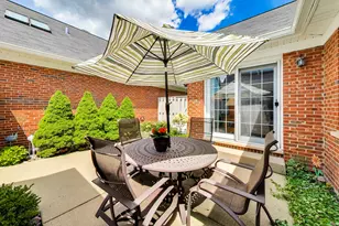 1819 N Normandy Ct, Arlington Heights, IL 60004 - Photo 34