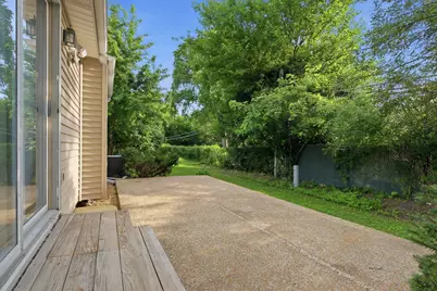 1020 Weeping Willow Drive, Wheeling, IL 60090 - Photo 30