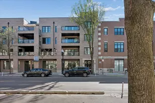 4537 N Clark St, Chicago, IL 60640 - Photo 2