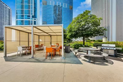 225 N Columbus Drive #7702, Chicago, IL 60601 - Photo 36