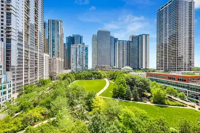 225 N Columbus Drive #7702, Chicago, IL 60601 - Photo 38