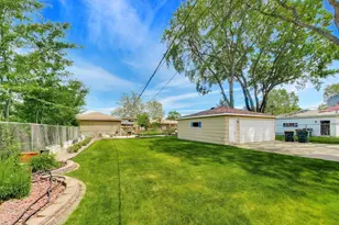 8919 Olcott Ave, Morton Grove, IL 60053 - Photo 20