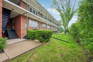 1855 Parkside Dr, Park Ridge, IL 60068 - Photo 16