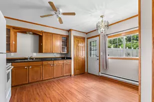 1072 N Highland Ave, Aurora, IL 60506 - Photo 4