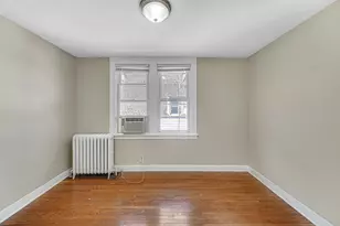 4824 W Byron St, Chicago, IL 60641 - Photo 8
