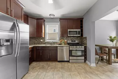 8019 46th Street, Lyons, IL 60534 - Photo 10
