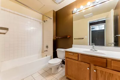 1550 S Blue Island Avenue #613, Chicago, IL 60608 - Photo 8