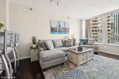 600 N Kingsbury Street #1004, Chicago, IL 60654 - Photo 6