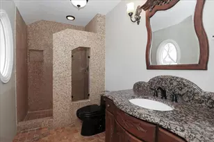 5N523 E Lakeview Cir, Saint Charles, IL 60175 - Photo 34