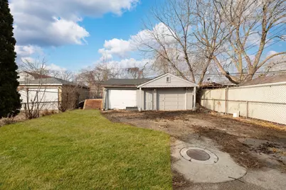 1908 S 23rd Avenue, Maywood, IL 60153 - Photo 30