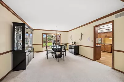 6037 Dunham Road, Downers Grove, IL 60516 - Photo 12
