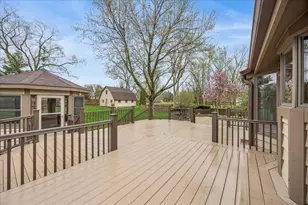 6037 Dunham Rd, Downers Grove, IL 60516 - Photo 36