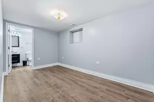 327 S Richmond St, Chicago, IL 60612 - Photo 10