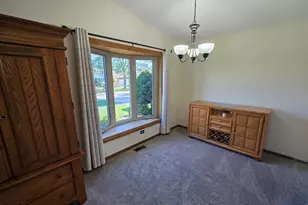 5224 W 121st Pl, Alsip, IL 60803 - Photo 6