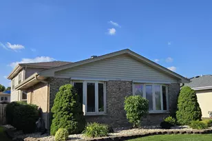 5224 W 121st Pl, Alsip, IL 60803 - Photo 1