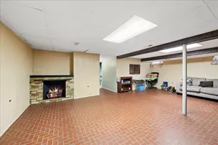 5026 N Michigan Ave, Schiller Park, IL 60176 - Photo 12
