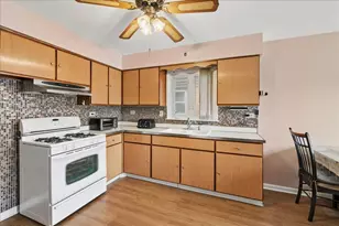 5026 N Michigan Ave, Schiller Park, IL 60176 - Photo 4
