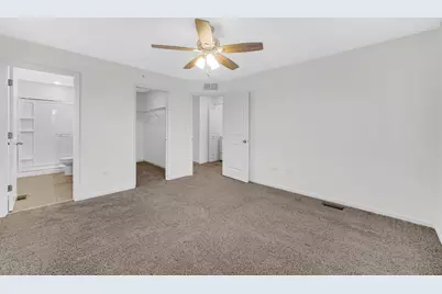 911 Charlton Lane, Naperville, IL 60563 - Photo 6