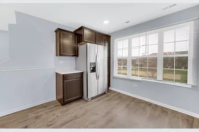 911 Charlton Lane, Naperville, IL 60563 - Photo 26