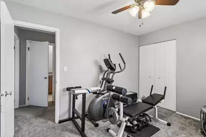 664 Claridge Circle, Hoffman Estates, IL 60169 - Photo 24