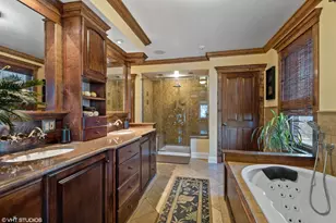 9435 Central Park Ave, Evanston, IL 60203 - Photo 20