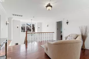 9435 Central Park Ave, Evanston, IL 60203 - Photo 16