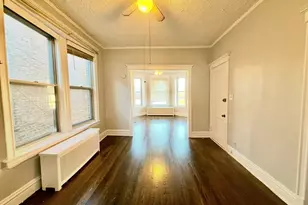743 E 69th Pl, Chicago, IL 60637 - Photo 2