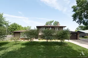 8140 W 91st St, Hickory Hills, IL 60457 - Photo 1