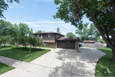 8140 W 91st Street, Hickory Hills, IL 60457 - Photo 2