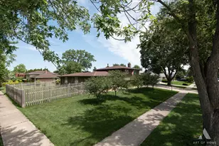 8140 W 91st St, Hickory Hills, IL 60457 - Photo 26