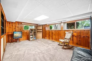 1602 Avalon Ave, Joliet, IL 60435 - Photo 8