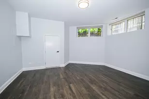 2043 W St Paul Ave, Chicago, IL 60647 - Photo 38