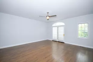 2043 W St Paul Ave, Chicago, IL 60647 - Photo 32