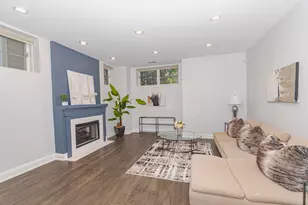 2043 W St Paul Ave, Chicago, IL 60647 - Photo 16