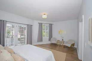 2043 W St Paul Ave, Chicago, IL 60647 - Photo 20