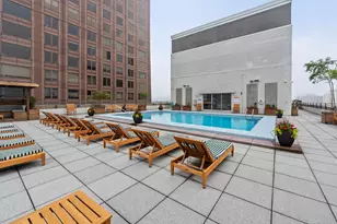 777 N Michigan Ave, Chicago, IL 60611 - Photo 22