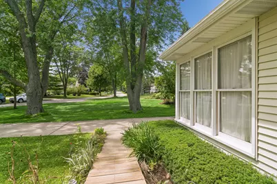 2102 George Street, Rolling Meadows, IL 60008 - Photo 2