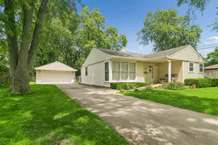 2102 George St, Rolling Meadows, IL 60008 - Photo 1