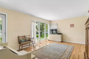 2102 George St, Rolling Meadows, IL 60008 - Photo 4